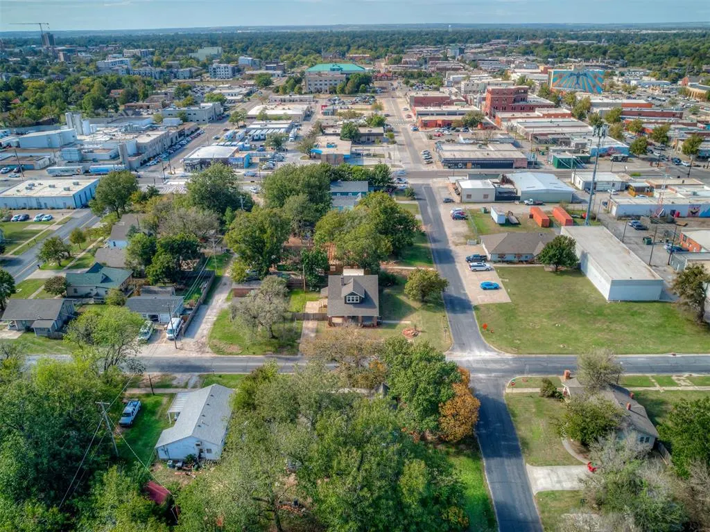 Photo 44 — 430 E Comanche Street, Norman, OK 73071