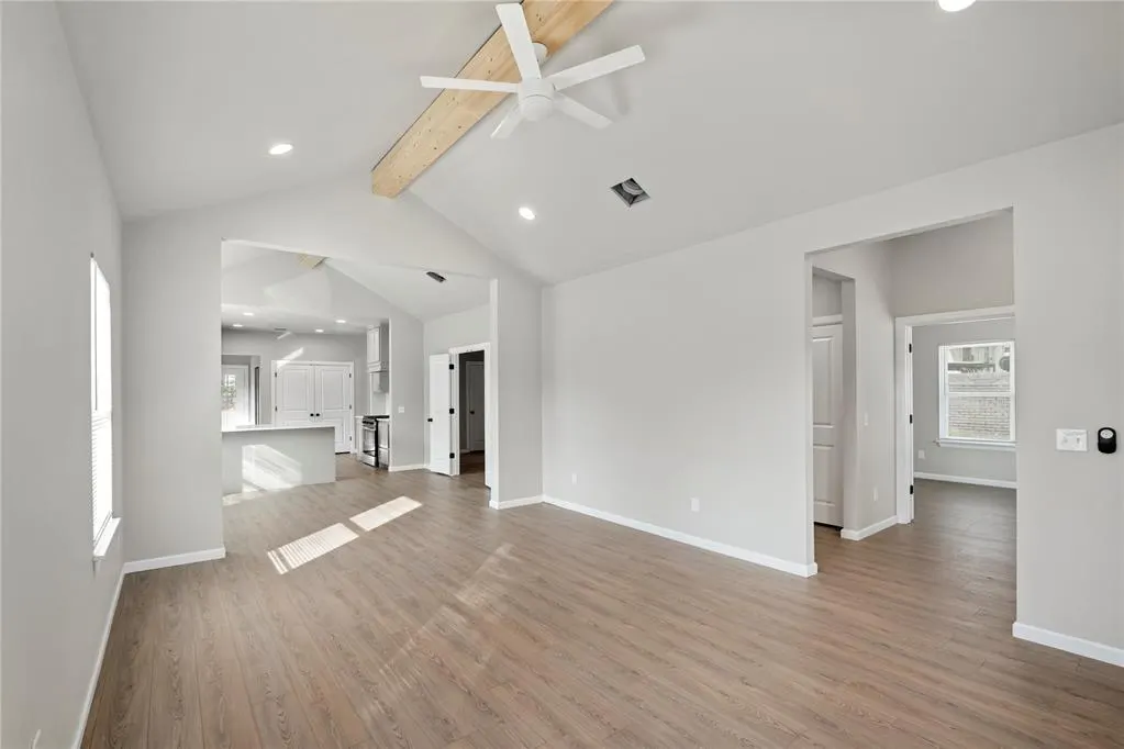 Photo 6 — 1425 NE 9th Street, Oklahoma City, OK 73117