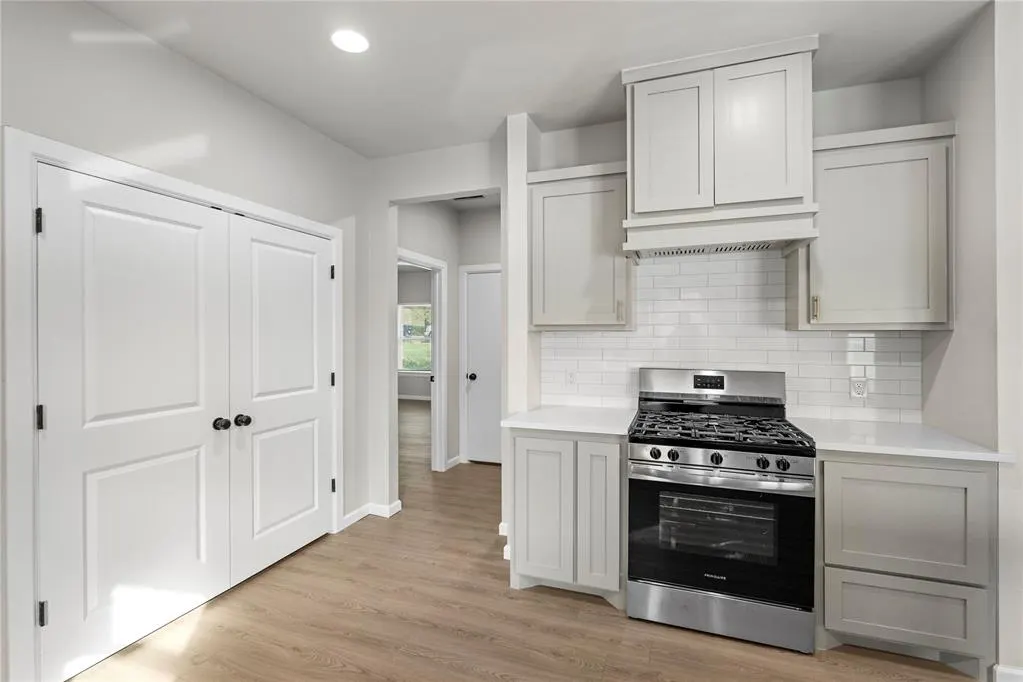 Photo 17 — 1425 NE 9th Street, Oklahoma City, OK 73117