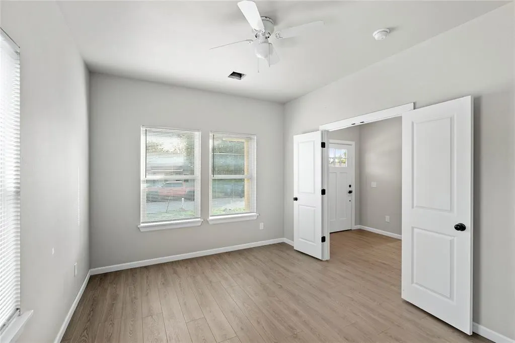 Photo 27 — 1425 NE 9th Street, Oklahoma City, OK 73117
