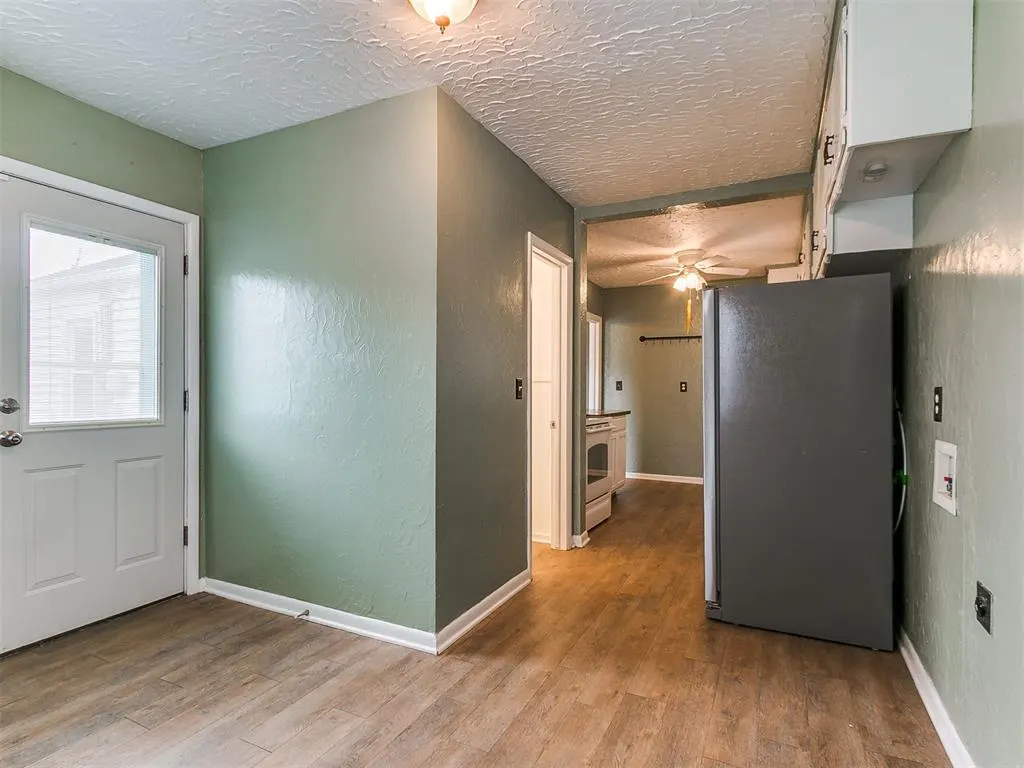 Photo 11 — 425 S 9th Street, Yukon, OK 73099