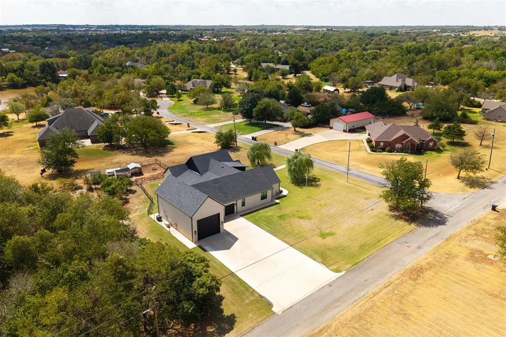Photo 49 — 15540 Valley Drive, Piedmont, OK 73078