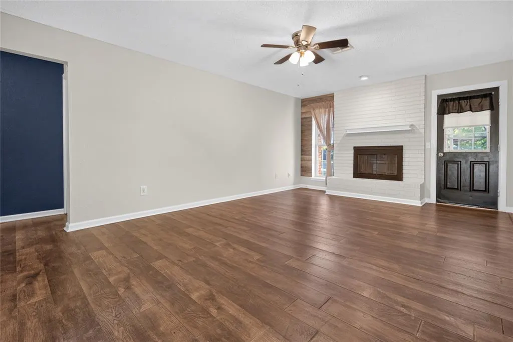 Photo 5 — 20390 Crooked Oak Drive, Harrah, OK 73045