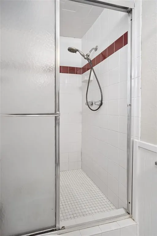 Photo 16 — 20390 Crooked Oak Drive, Harrah, OK 73045