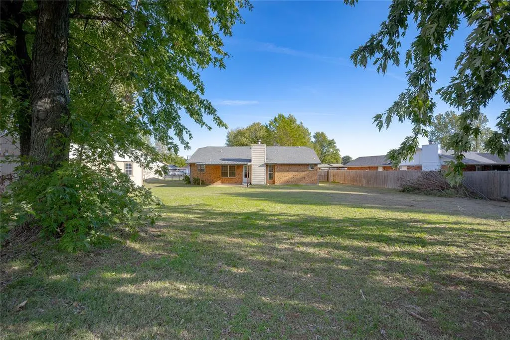 Photo 26 — 20390 Crooked Oak Drive, Harrah, OK 73045