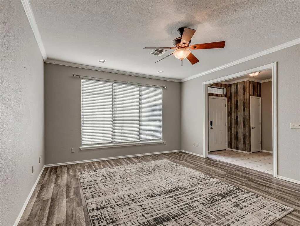 Photo 11 — 13225 Springcreek Drive, Oklahoma City, OK 73170