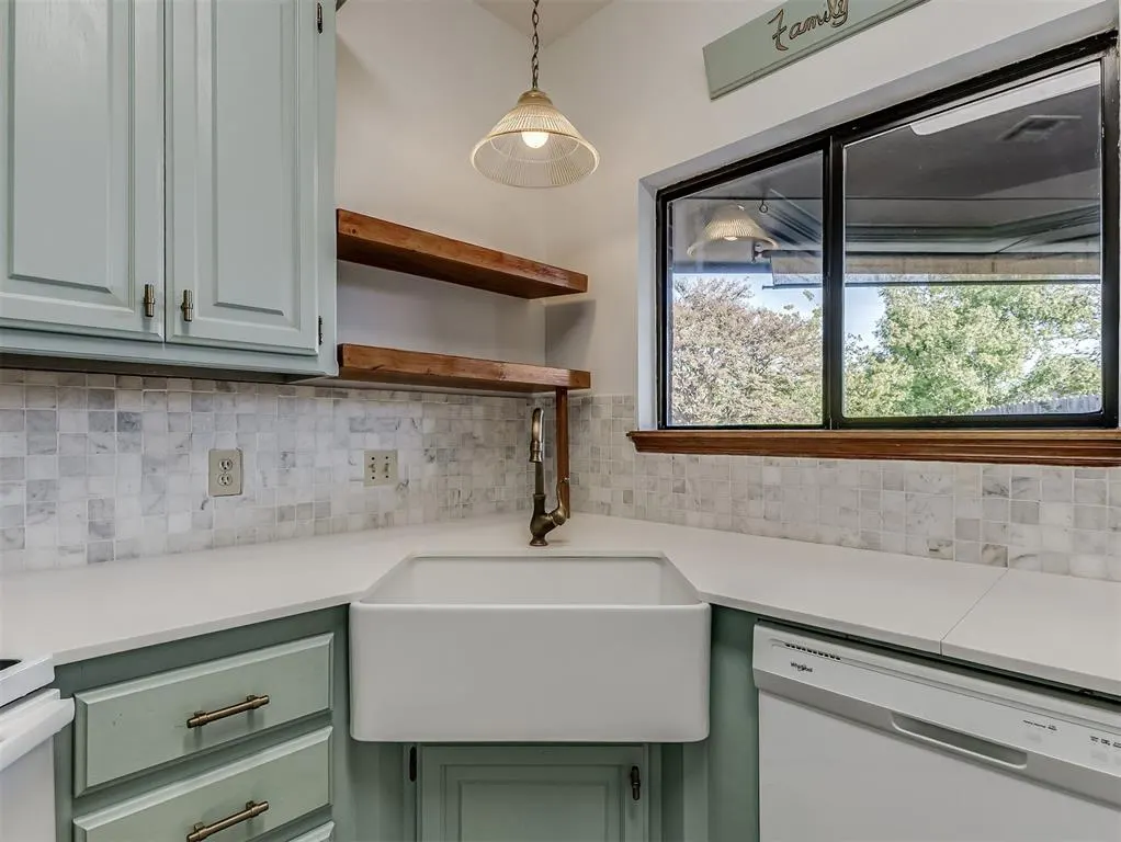 Photo 18 — 13225 Springcreek Drive, Oklahoma City, OK 73170