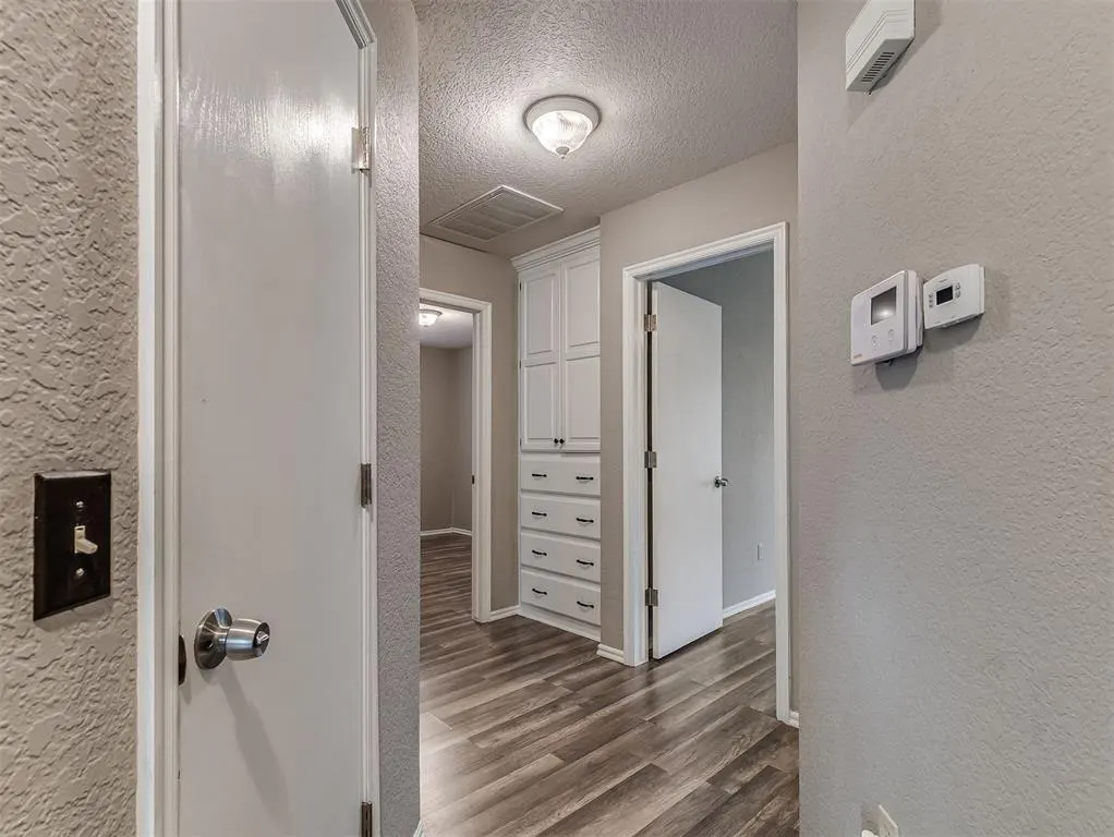 Photo 21 — 13225 Springcreek Drive, Oklahoma City, OK 73170