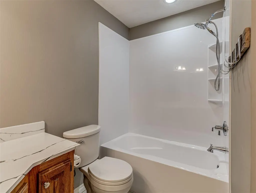 Photo 34 — 13225 Springcreek Drive, Oklahoma City, OK 73170