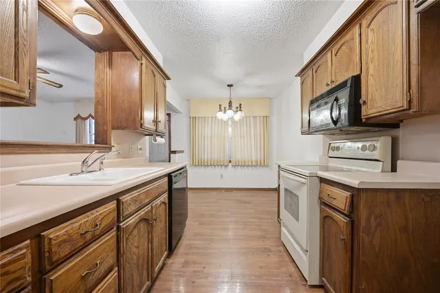 Photo 6 — 2404 SE 51st Street, Oklahoma City, OK 73129