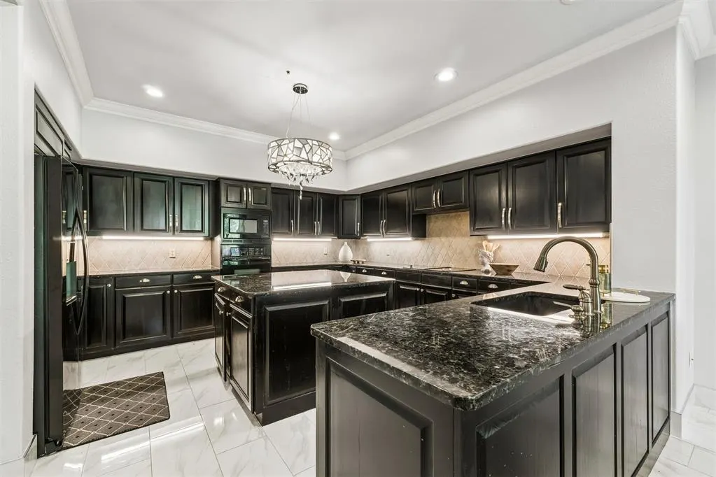 Photo 21 — 6128 Stonegate Place, Edmond, OK 73025