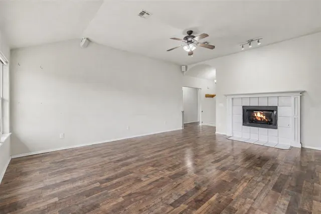 Photo 3 — 704 Tioga Circle, Norman, OK 73071