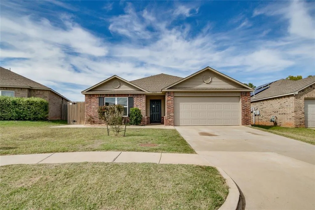 Front exterior — 3929 Siena Ridge Boulevard, Oklahoma City, OK 73179
