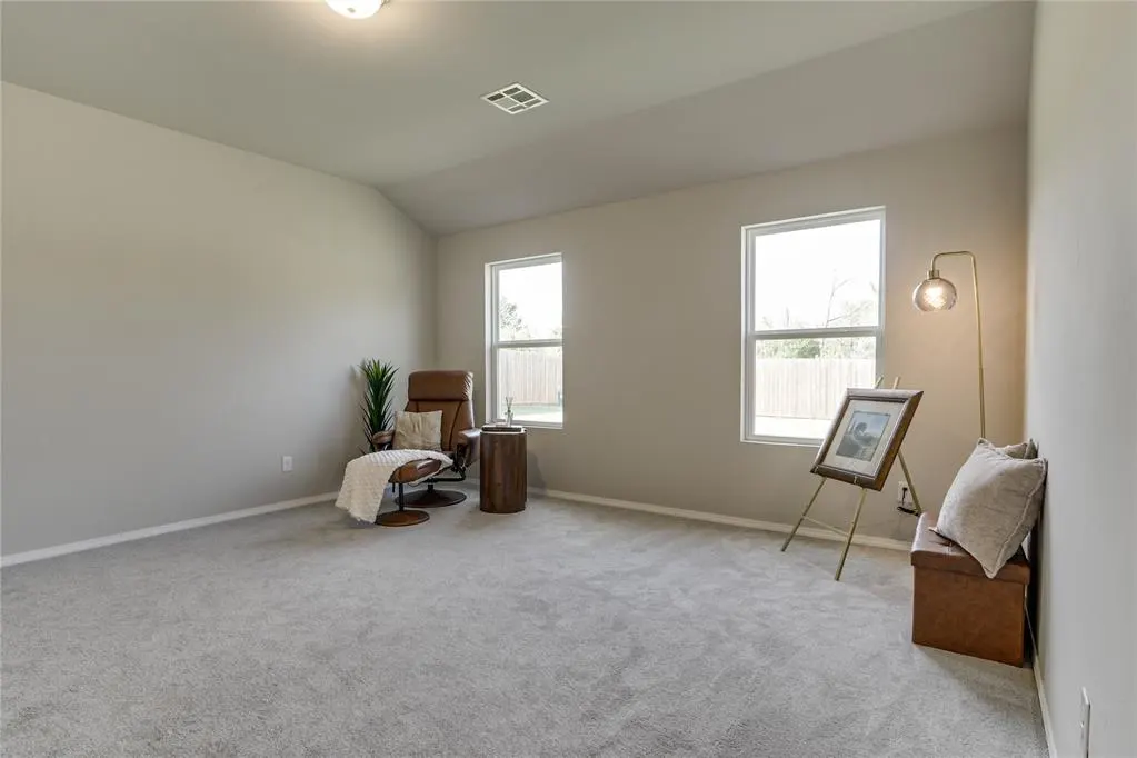 Photo 9 — 3929 Siena Ridge Boulevard, Oklahoma City, OK 73179