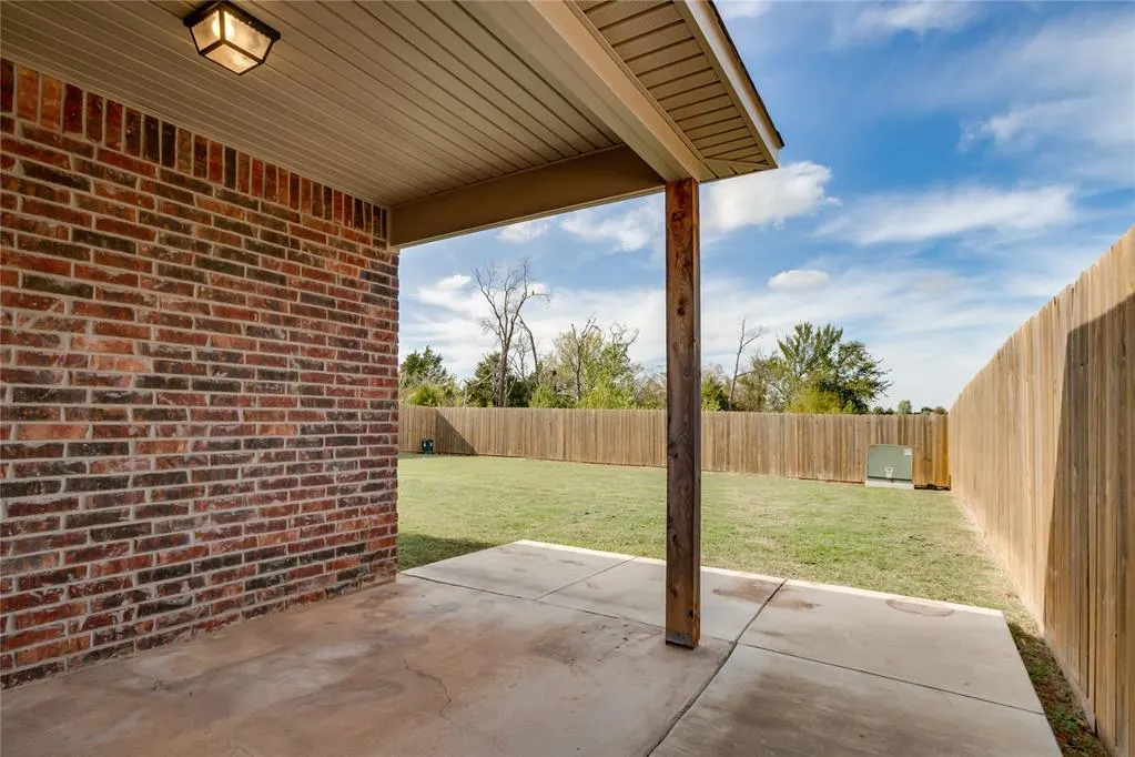 Photo 35 — 3929 Siena Ridge Boulevard, Oklahoma City, OK 73179