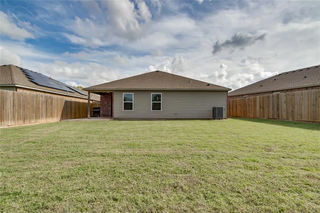 Photo 38 — 3929 Siena Ridge Boulevard, Oklahoma City, OK 73179