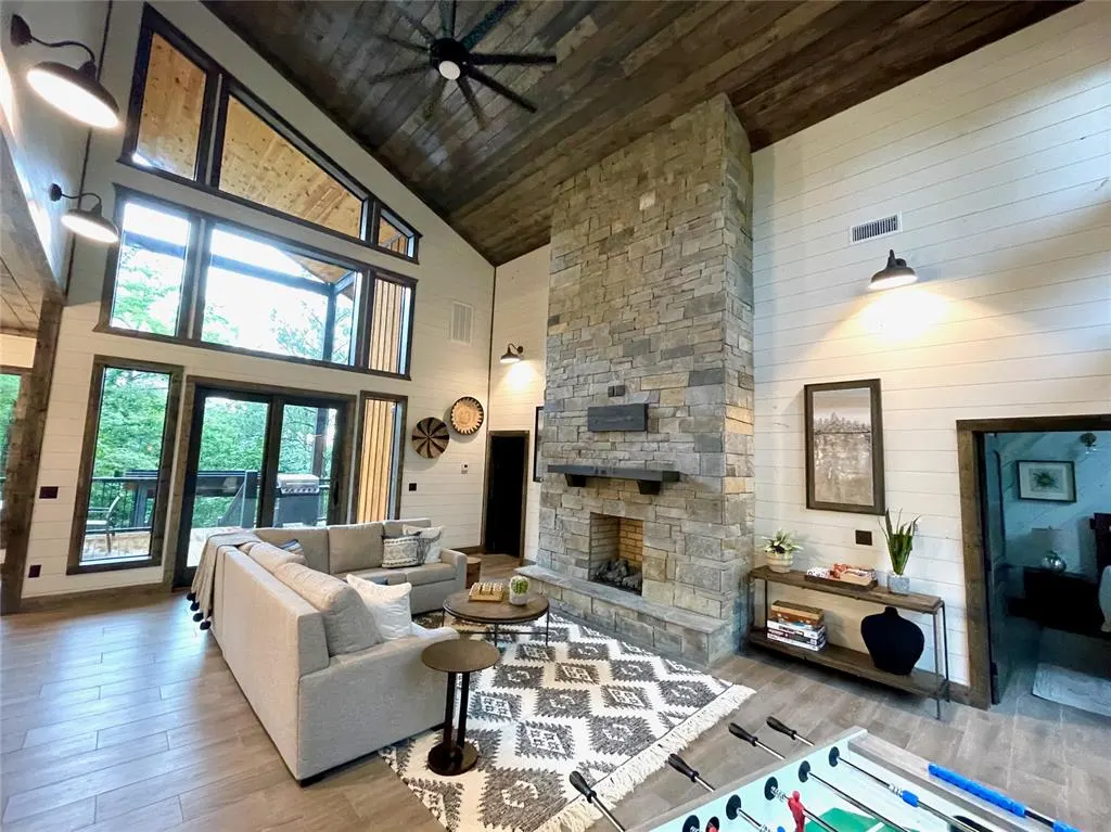 Photo 14 — 1019 Sugarberry Trail, Broken Bow, OK 74728