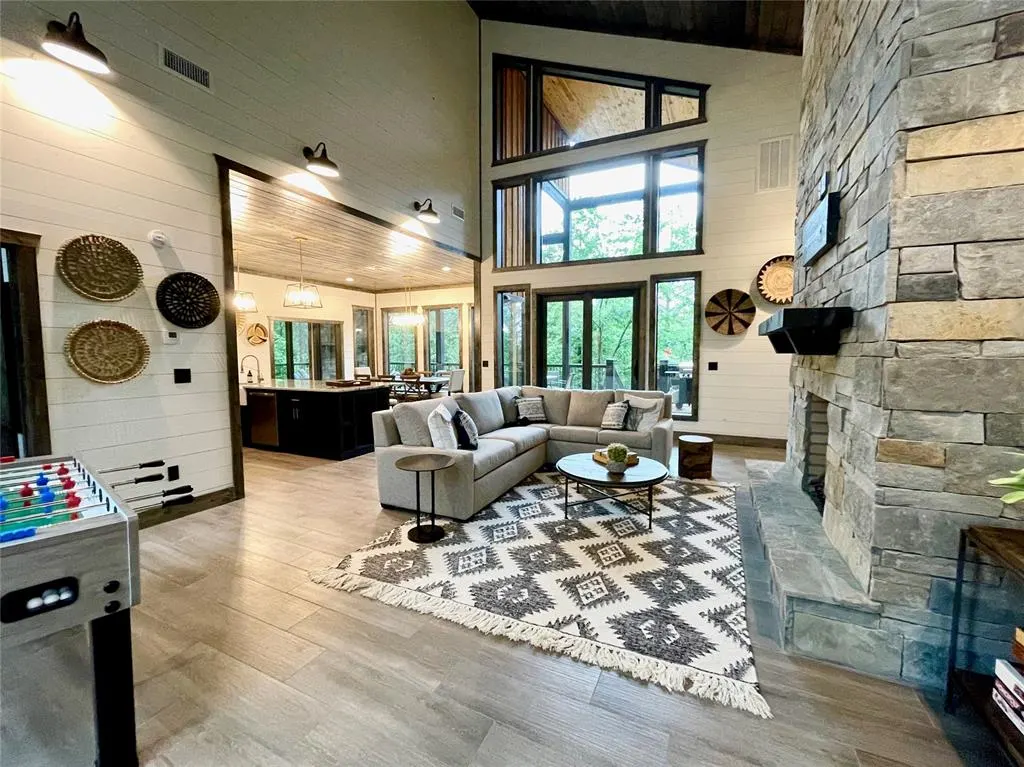Photo 18 — 1019 Sugarberry Trail, Broken Bow, OK 74728
