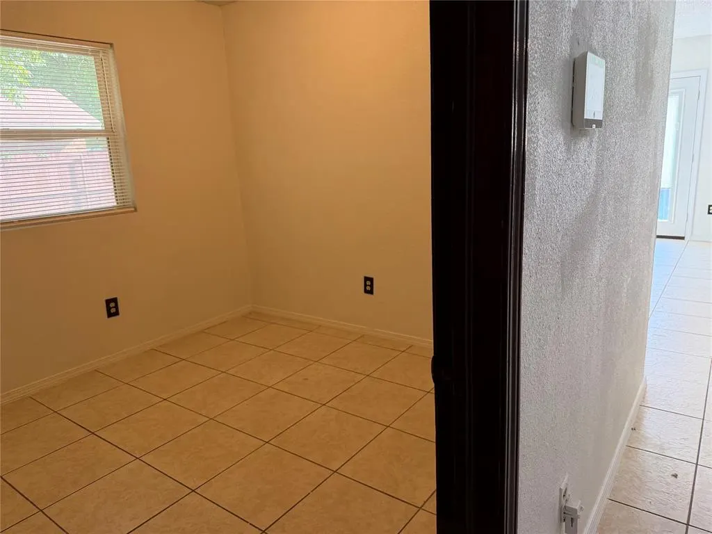 Photo 12 — 4828 Creekwood Drive, Oklahoma City, OK 73135
