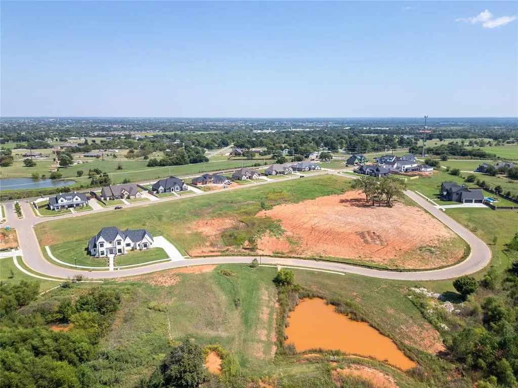 Photo 6 — 4600 Mahogany Hills Drive, Moore, OK 73160
