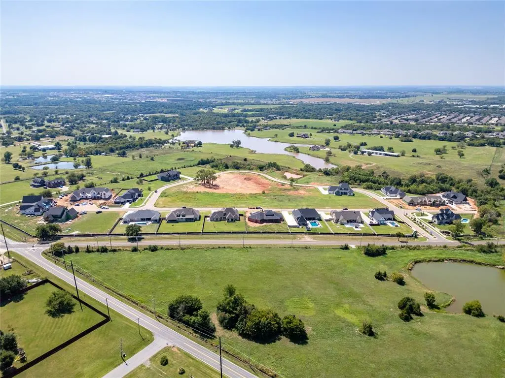 Photo 15 — 4600 Mahogany Hills Drive, Moore, OK 73160