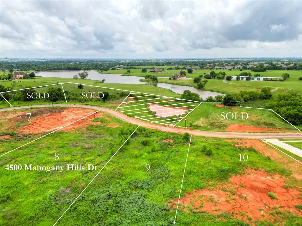 Front exterior — 4500 Mahogany Hills Drive, Moore, OK 73160