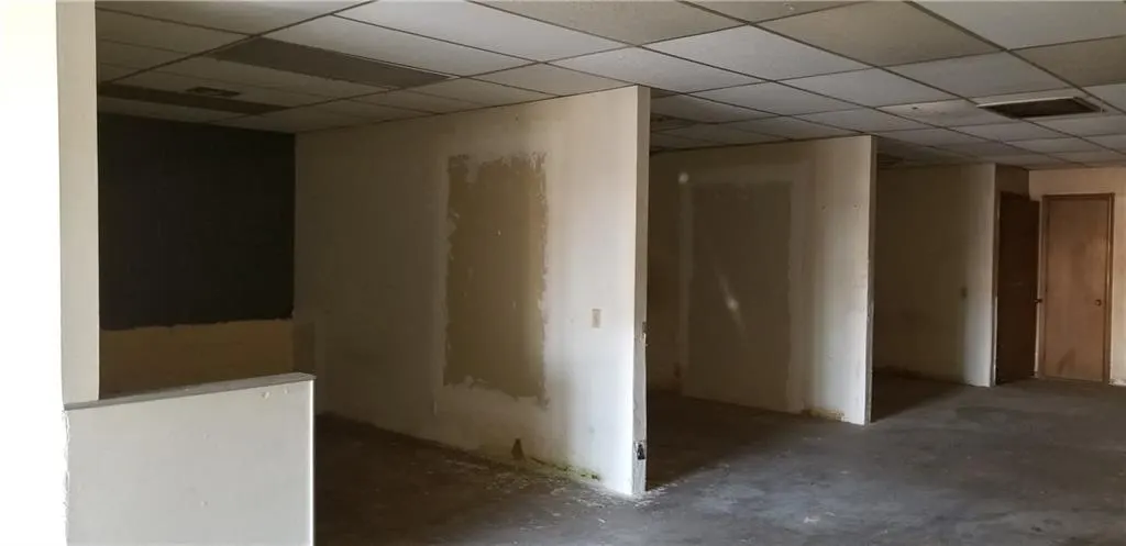 Photo 3 — 2914 NW 122 Street, Oklahoma City, OK 73120