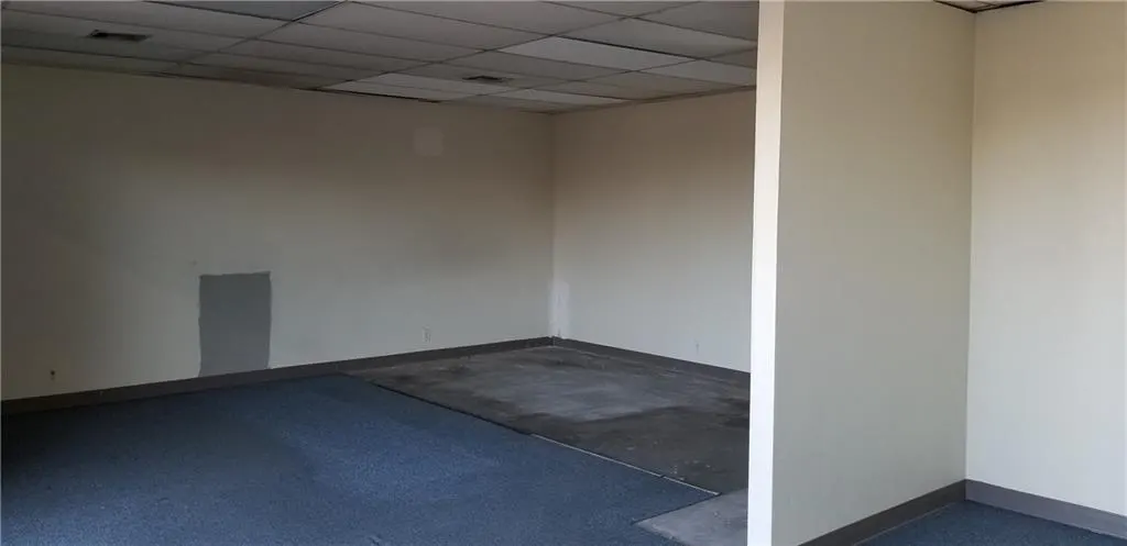 Photo 2 — 2914 NW 122 Street, Oklahoma City, OK 73120