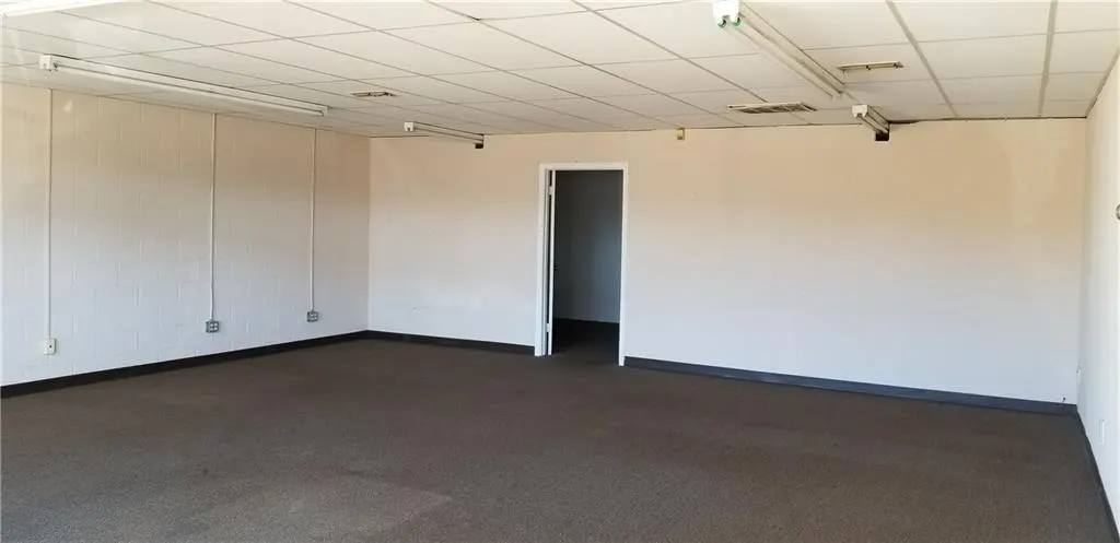 Photo 2 — 3204 N Classen Boulevard, Oklahoma City, OK 73118