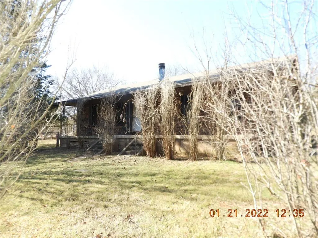 Front exterior — 31270 Highway 102 Highway, Macomb, OK 74852