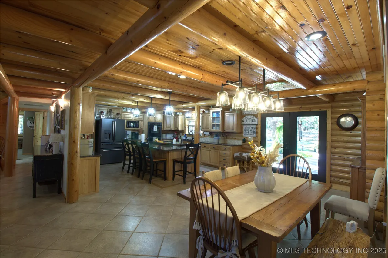 Photo 9 — 10698 S Childrens Lane, Caddo, OK 74729