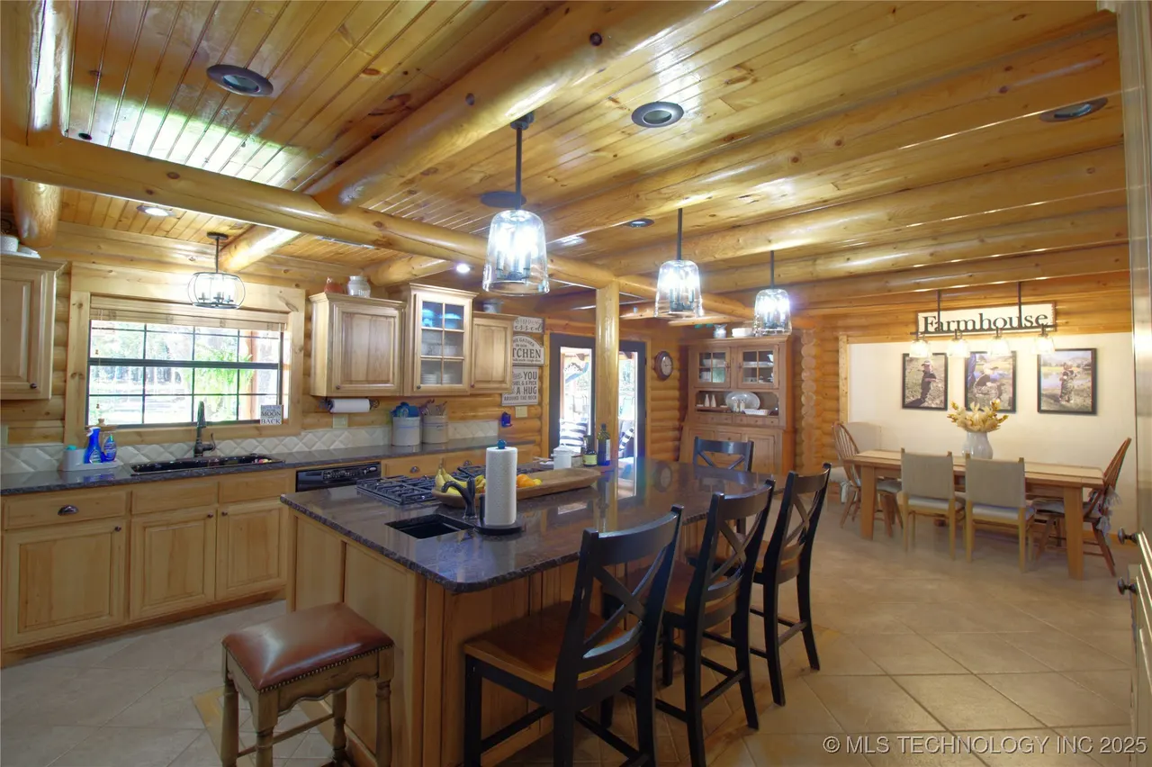 Photo 12 — 10698 S Childrens Lane, Caddo, OK 74729