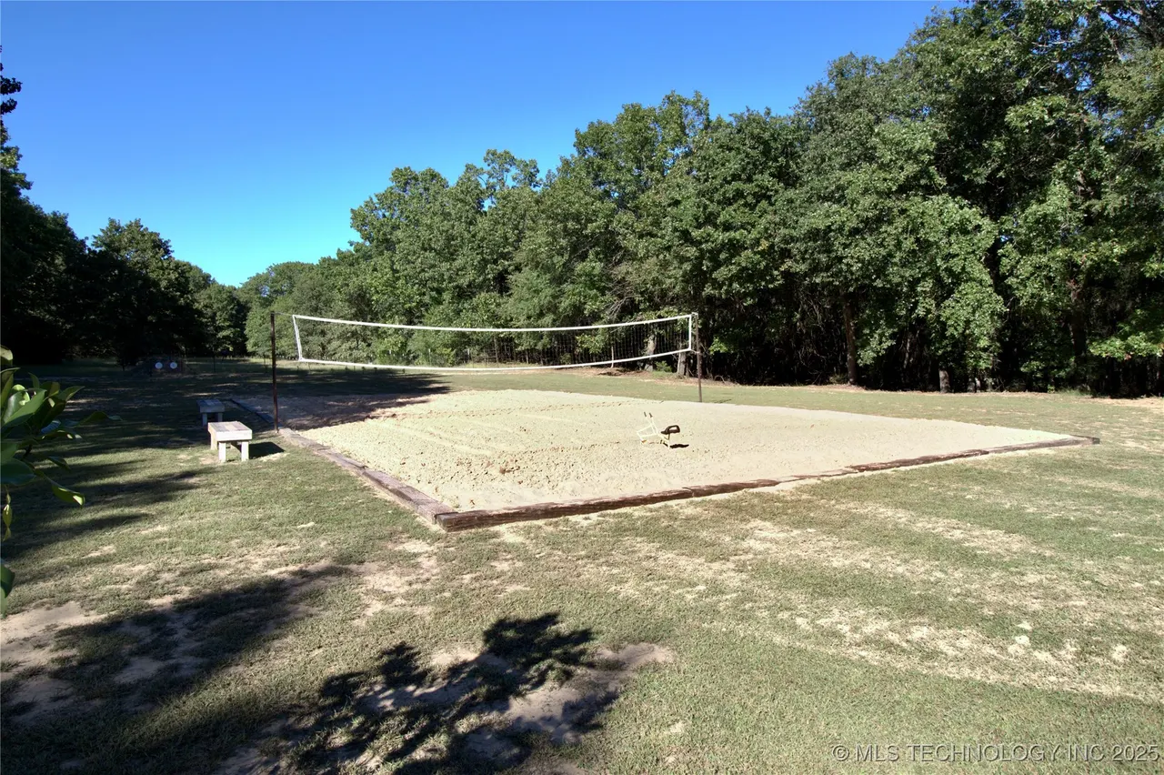 Photo 36 — 10698 S Childrens Lane, Caddo, OK 74729