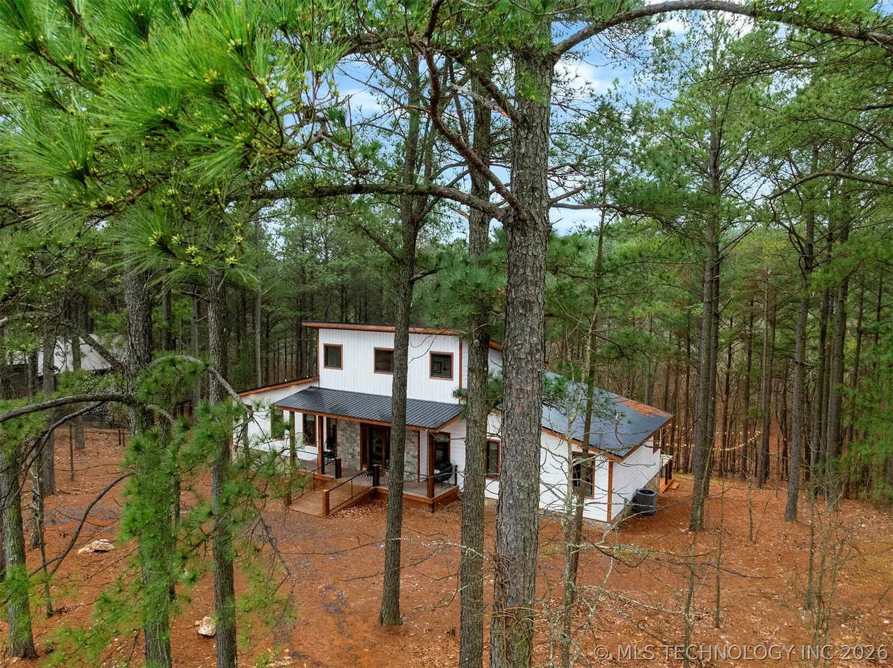 Photo 9 — 2057 Pine Hills, Broken Bow, OK 74728