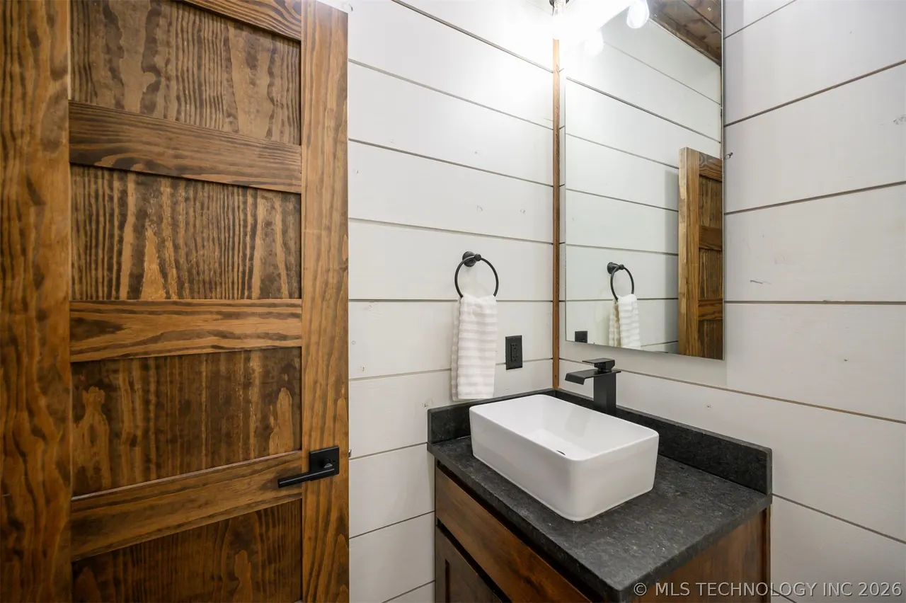 Photo 24 — 2057 Pine Hills, Broken Bow, OK 74728