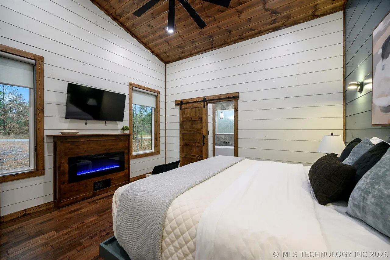 Photo 32 — 2057 Pine Hills, Broken Bow, OK 74728