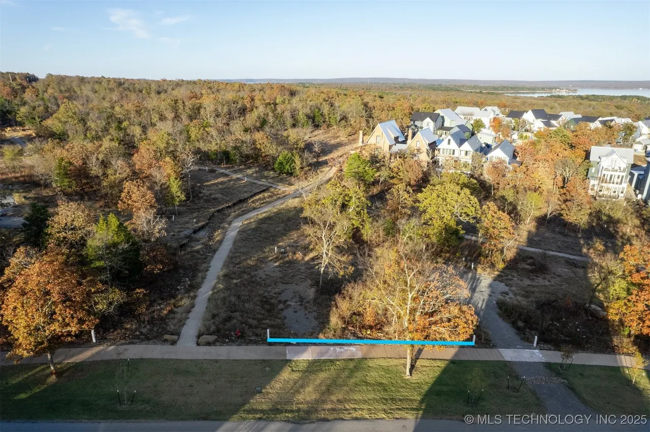Photo 2 — 105 Ridgeline Road, Carlton Landing, OK 74432