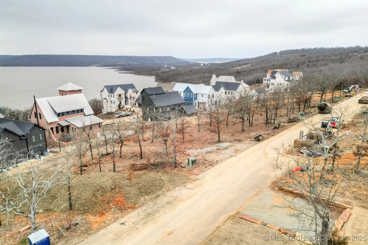 Photo 5 — 118 Sandstone Drive, Carlton Landing, OK 74432