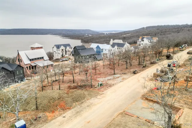 Photo 5 — 118 Sandstone Drive, Carlton Landing, OK 74432