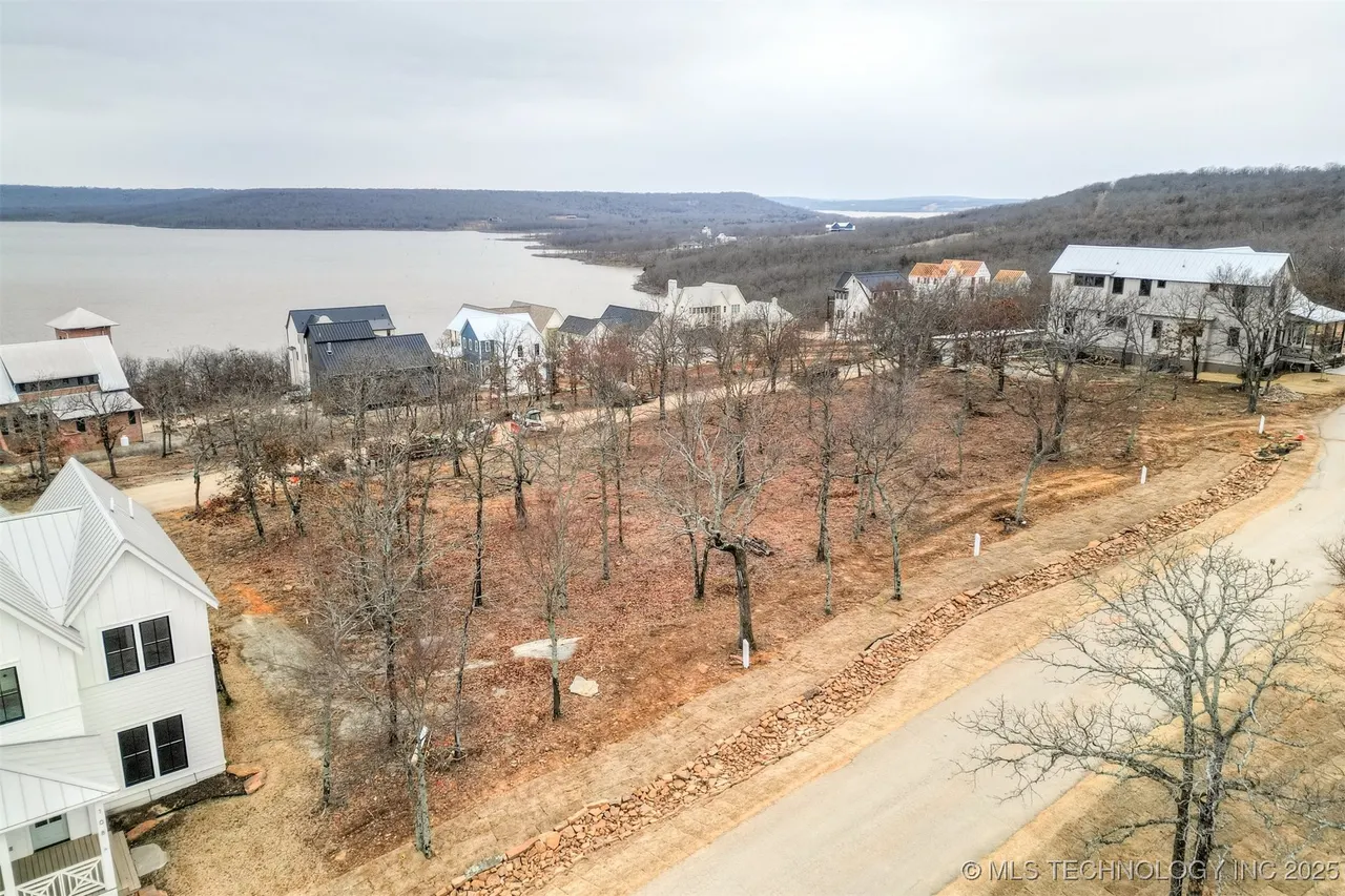 Photo 6 — 118 Ridgeline Road, Carlton Landing, OK 74432