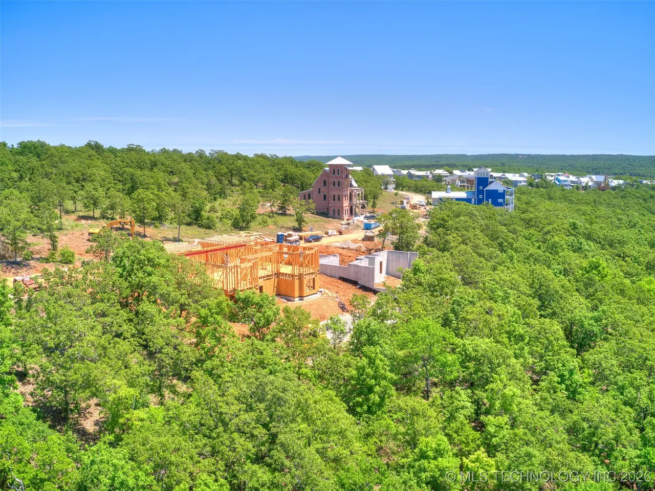 Photo 2 — 133 Lower Greenway, Carlton Landing, OK 74432