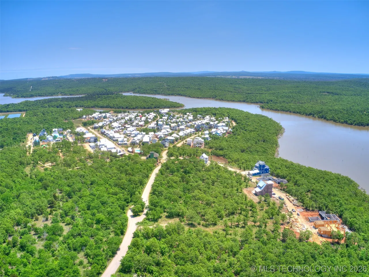 Photo 2 — 131 Lower Greenway, Carlton Landing, OK 74432