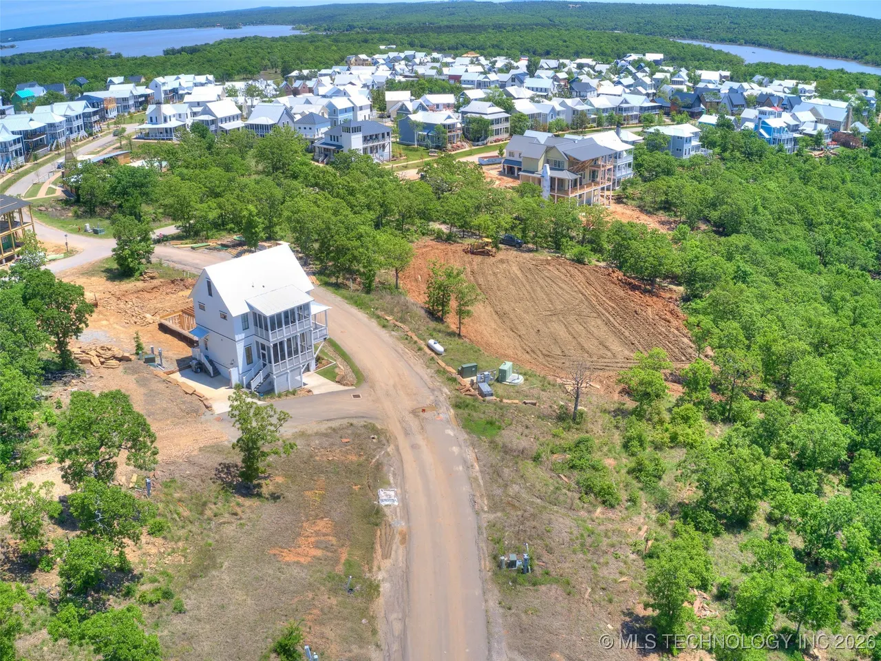 Photo 11 — 131 Lower Greenway, Carlton Landing, OK 74432