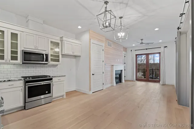 Photo 2 — 29 Water Street 3, Carlton Landing, OK 74432