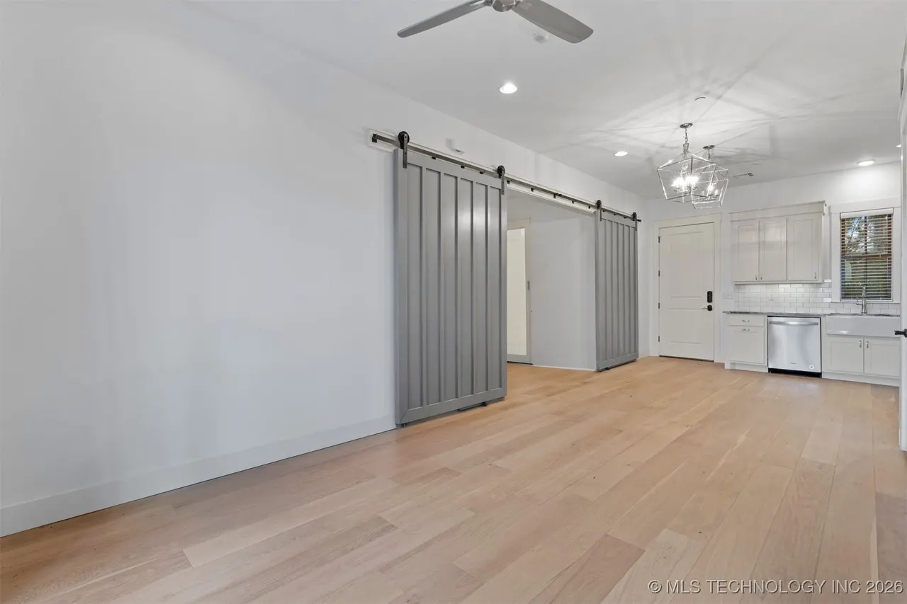 Photo 9 — 29 Water Street 3, Carlton Landing, OK 74432