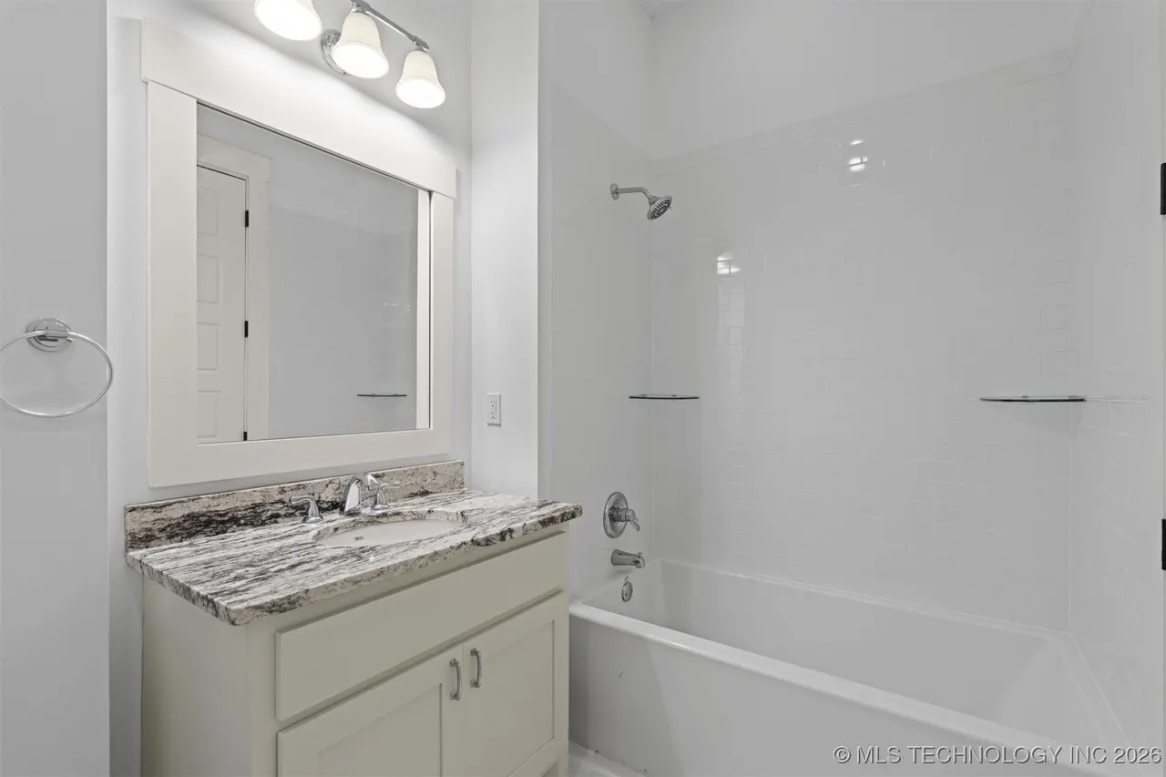 Photo 26 — 29 Water Street 3, Carlton Landing, OK 74432