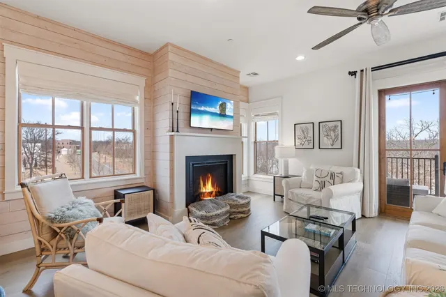 Photo 6 — 29 Water Street 6, Carlton Landing, OK 74432