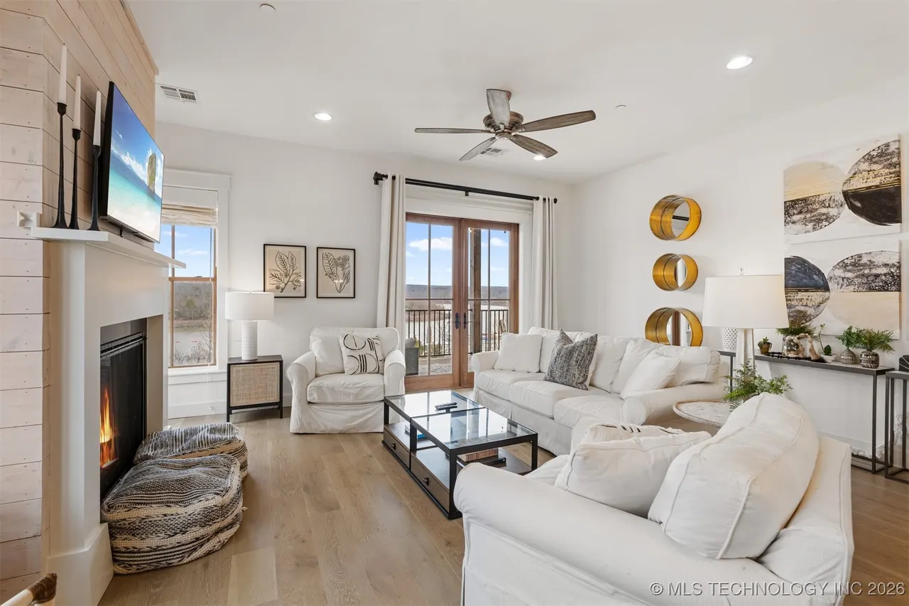 Photo 10 — 29 Water Street 6, Carlton Landing, OK 74432
