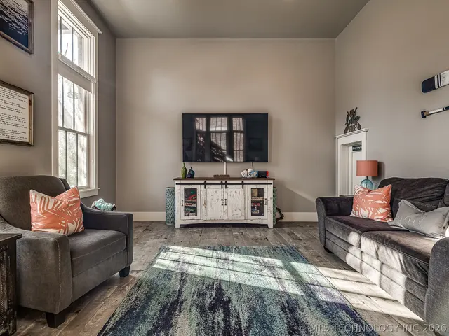 Photo 6 — 41 Park Street, Carlton Landing, OK 74432