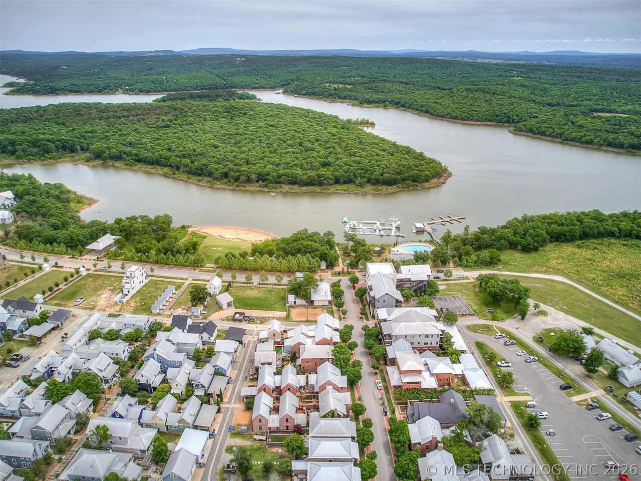 Photo 3 — 41 Park Street, Carlton Landing, OK 74432